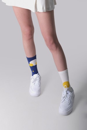 Puantiye Desenli Kadın Çorap