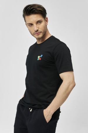 Puzzle Nakışlı Siyah Unisex T-Shirt