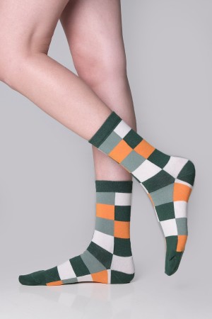 Renkli Dama Desenli Kadın Çorap